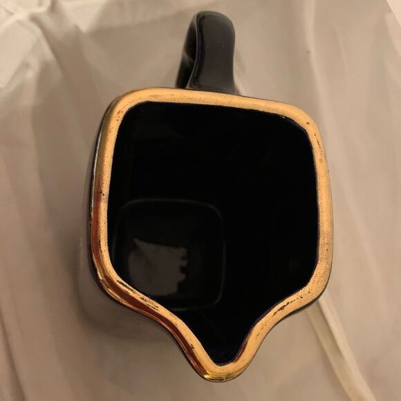 Seagram’s VO Canadian Whisky Blue Ceramic Pitcher - Picture 5 of 9